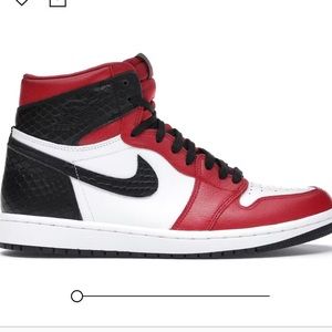 Jordan 1 Retro High Satin Snake Chicago womens 9